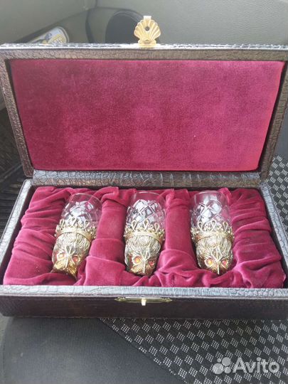 Хрустальные стаканы