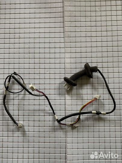 Коса задней двери для Toyota Camry V40