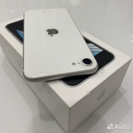 iPhone SE (2020), 64 ГБ