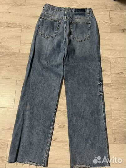 Джинсы женские широкие