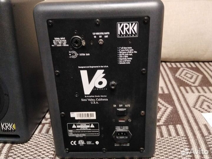 Студийные мониторы KRK V6