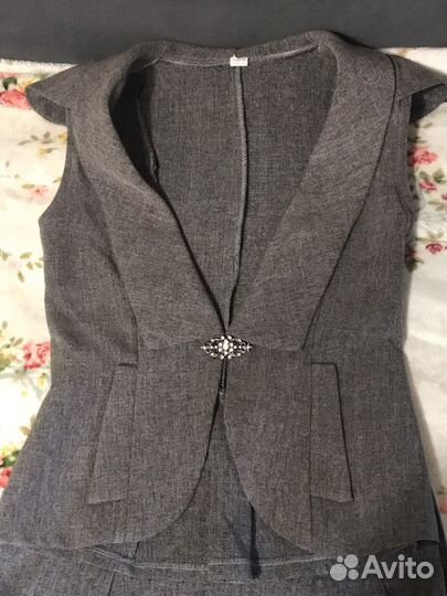 Новый, школьный костюм для девочки