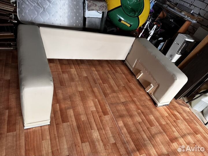 Подлокотник для дивана