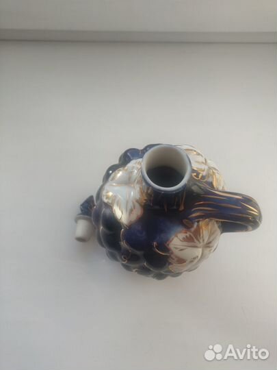 Графин Лоза, графин Виноград