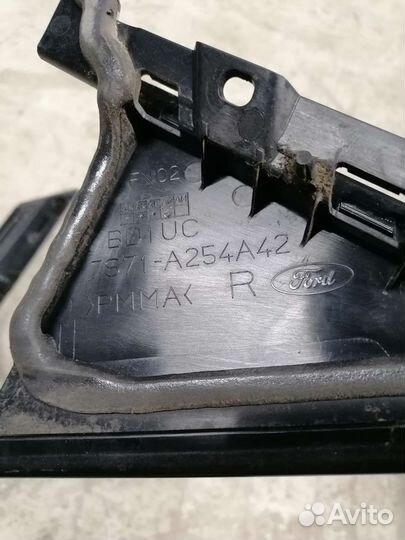 Накладка задней двери Ford Mondeo 4