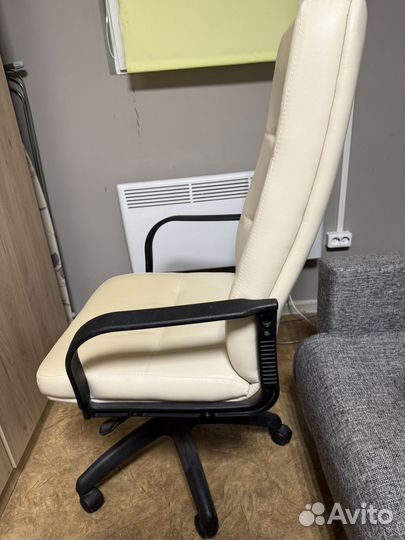 Компьютерное кресло