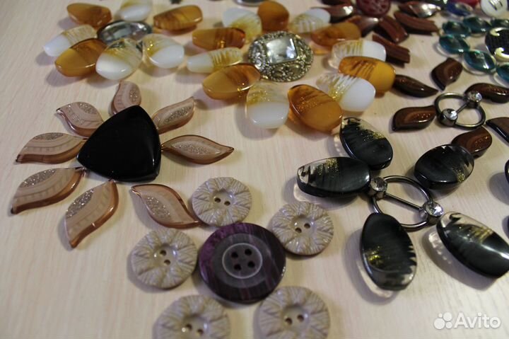 Пуговицы
