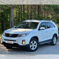 Kia Sorento 2.4 AT, 2012, 150 000 км, с пробегом, цена 2 050 000 руб.