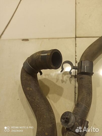 Патрубок системы охлаждения (Volkswagen Touareg)