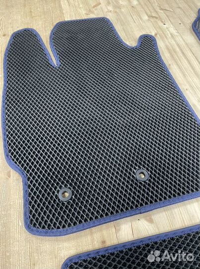 Автоковрики EVA для Toyota Yaris 2005-2012