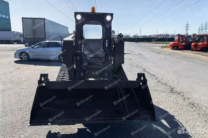 Мини-погрузчик Runmax ST411CR, 2023