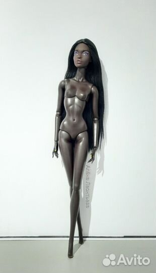 Barbie Симона looks на теле IT