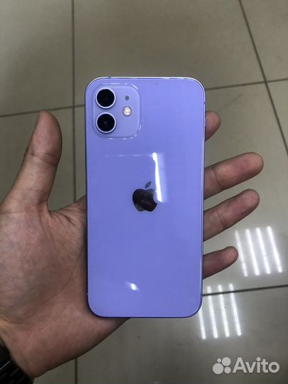 Телефон iPhone12