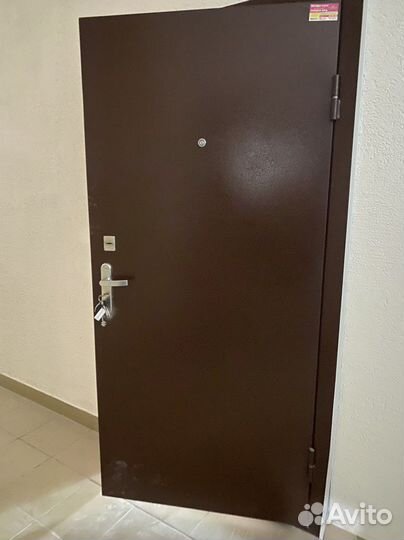Металлическая дверь бу