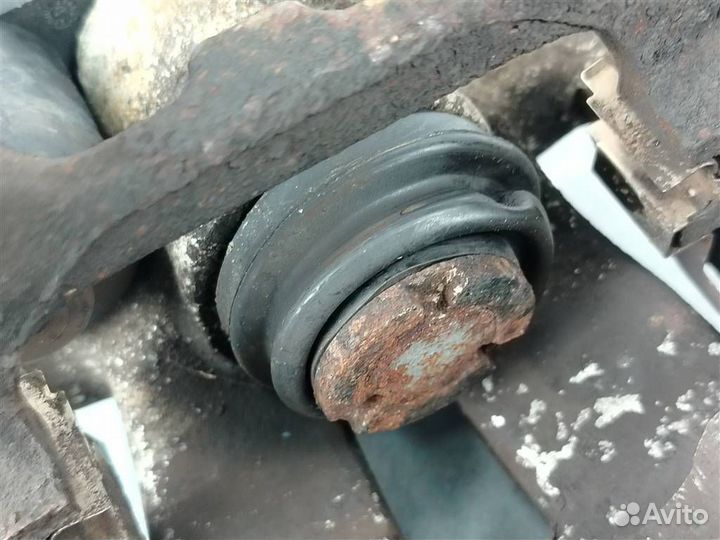 Суппорт задний левый VW Passat (B6) 2005-2010