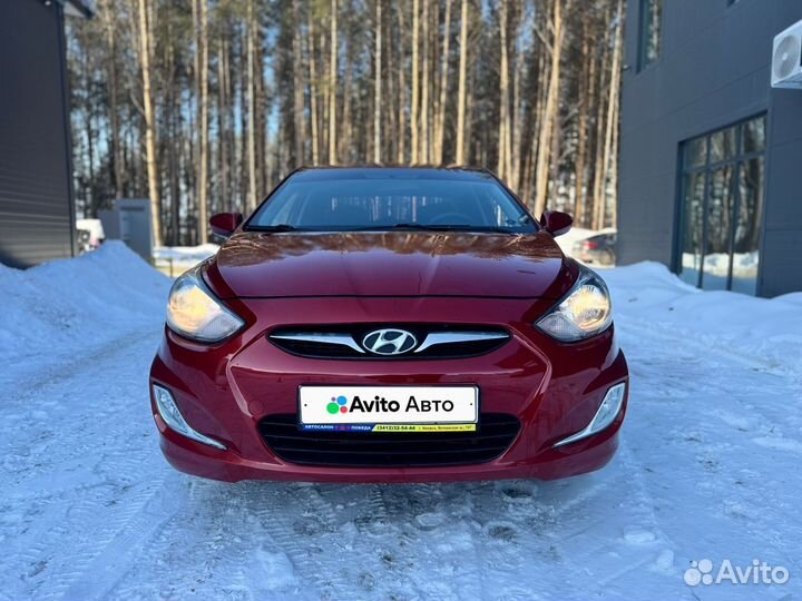 Hyundai Solaris 1.6 AT, 2012, 197 000 км