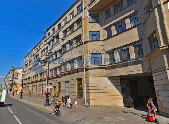 6-к. квартира, 141 м², 4/5 эт.
