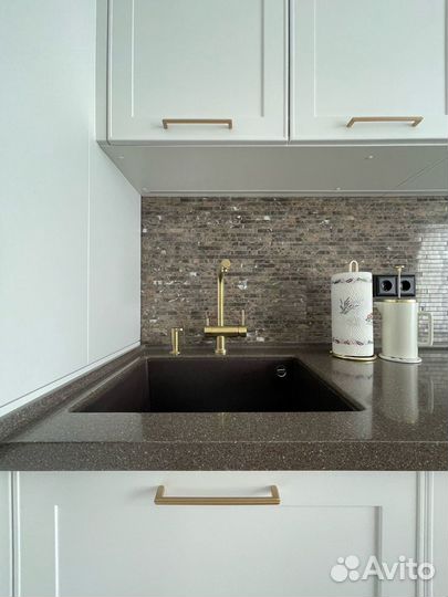 Кухня в потолок