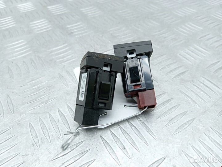 Кнопка обогрева сидений Opel Antara рест. 2012