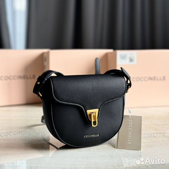 Сумка женская Coccinelle