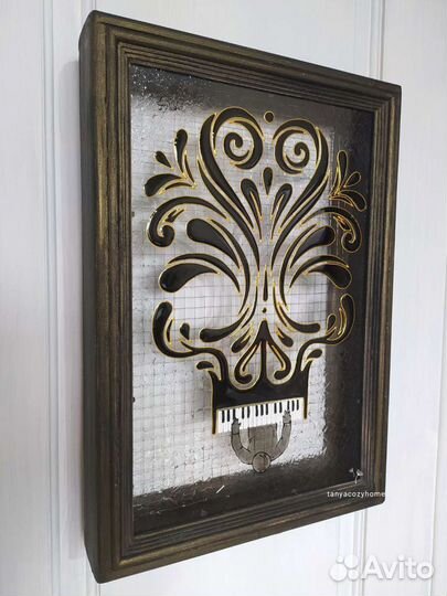 Копилка для винных пробок и пробок от шампанского