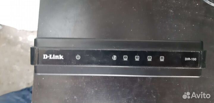Маршрутизатор D-Link DIR-100