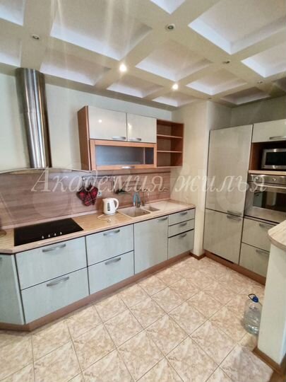 1-к. квартира, 60 м², 3/6 эт.