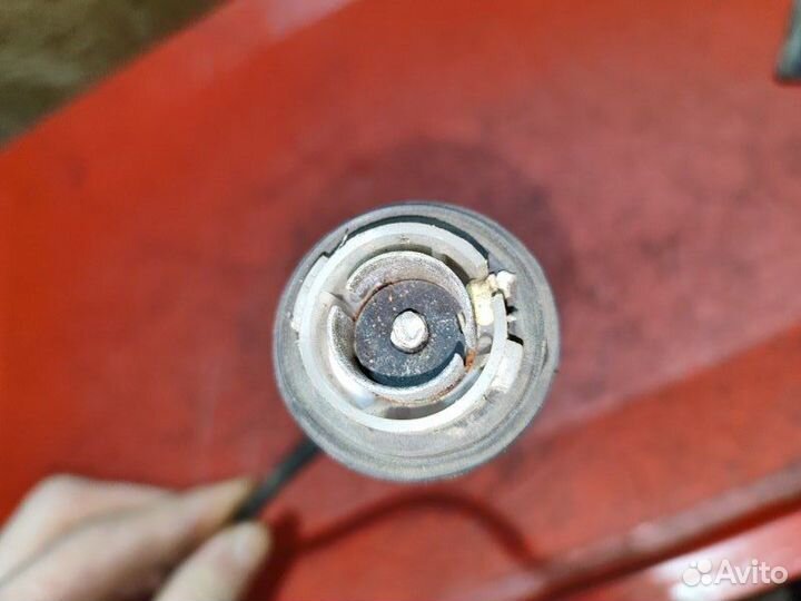 Патрон поворотника передний Mazda 626 Ge седан 1.8