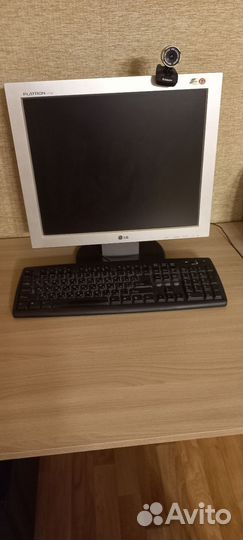 Компьютер, монитор, клавиатура, принтер, камера