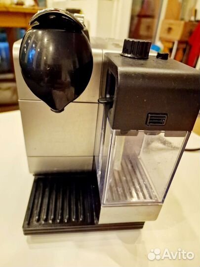 Кофемашина капсульная delonghi nespresso
