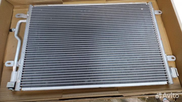 Радиатор кондиционера audi A4 / A6 (Новый)