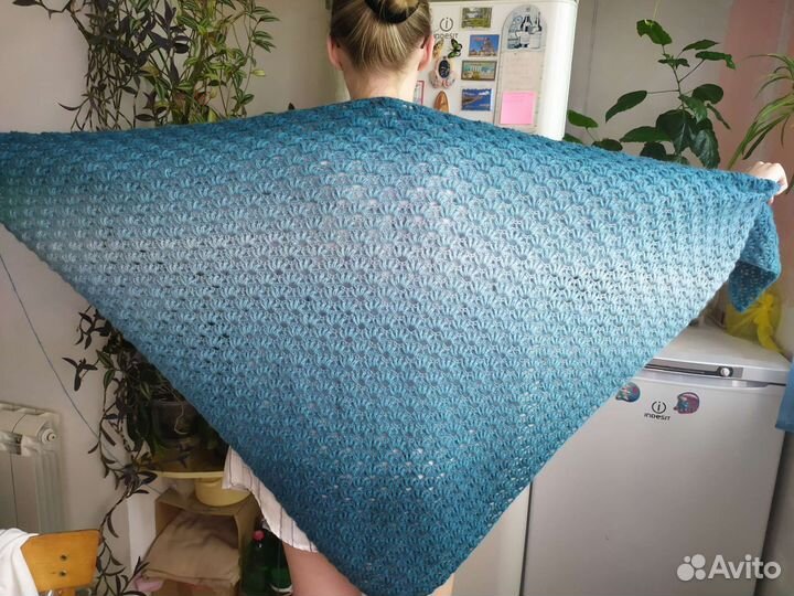 Шаль ручной работы