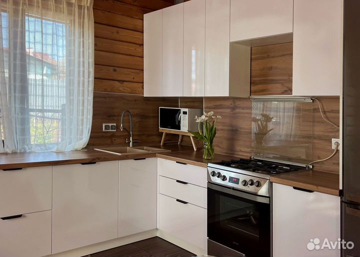 Кухня новая