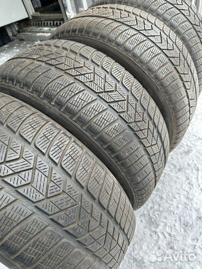 Pirelli Scorpion Winter RFT 255/55 R18 109H