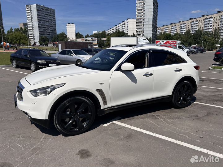 Infiniti FX37 3.7 AT, 2012, 136 394 км