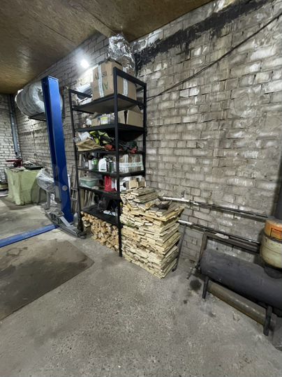 Гараж, > 30 м²