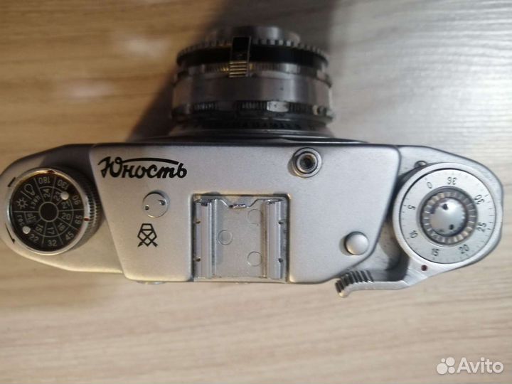 Плёночный фотоаппарат Юность СССР