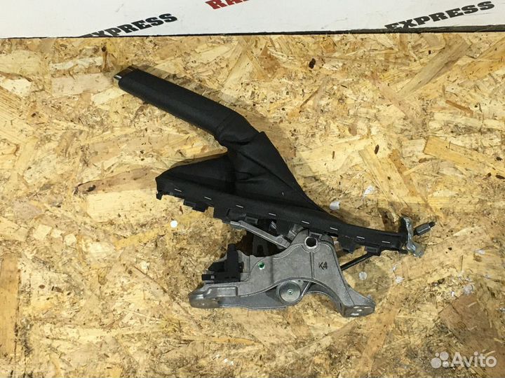 Рычаг стояночного тормоза Skoda Octavia A7 MK3