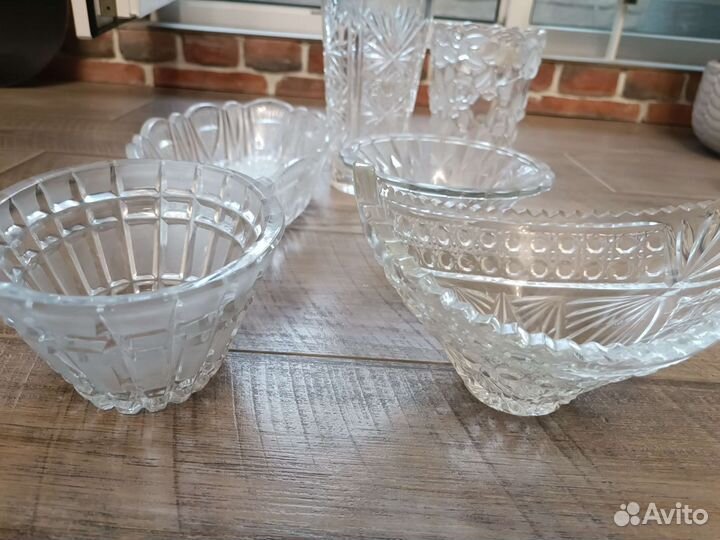 Хрустальная посуда и вазы
