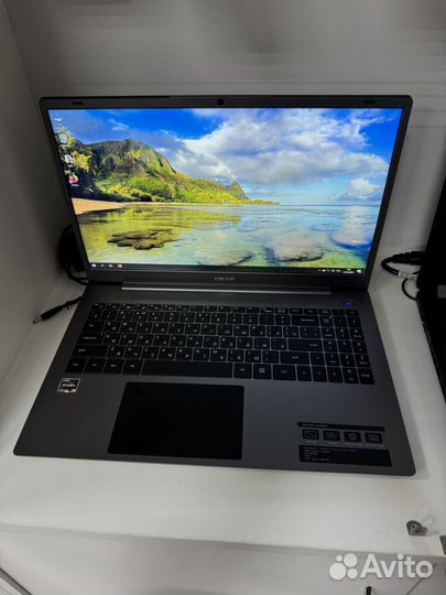 Ультрабук Dexp Atlas M-15, Ryzen-5, как новый