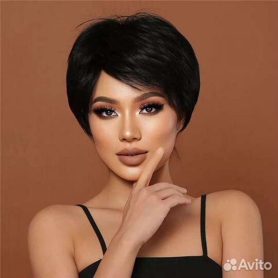 Парик черный короткий. Новый