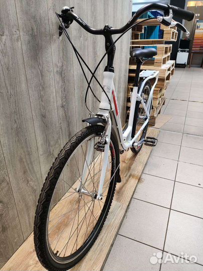 Красивый женский велосипед 26 на планетарке