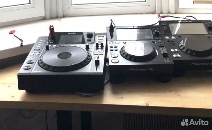 Dj контролер Gemini MDJ-900