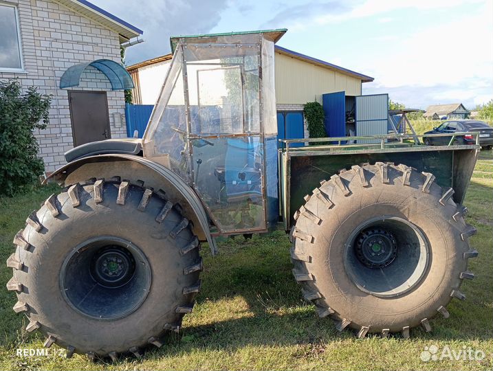 Плавающий снегоболотоход