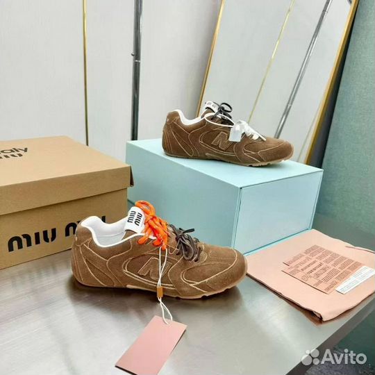 Кроссовки New Balance Miu Miu 530,38 р