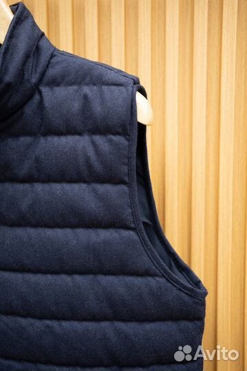 Шерстяной жилет Kiton