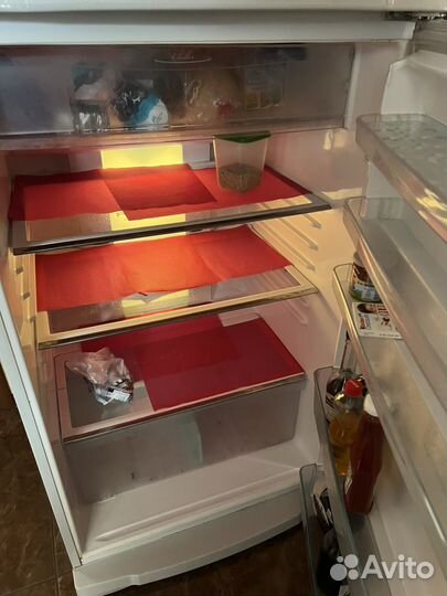 Холодильник toshiba