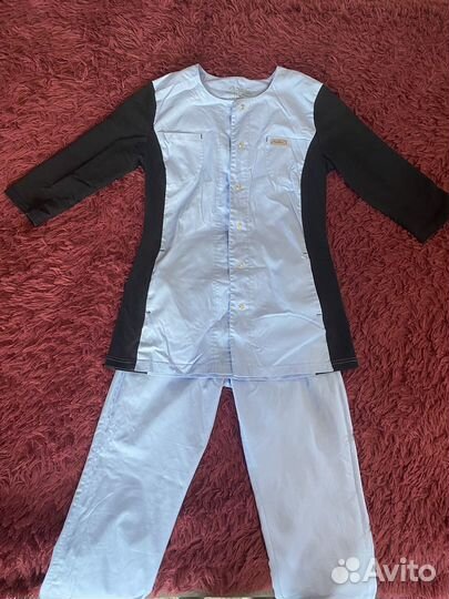 Хирургический костюм, халат