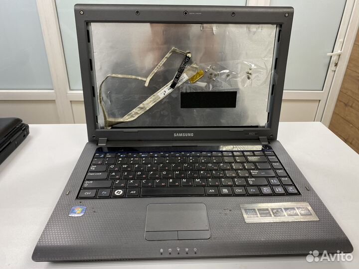 Ноутбук samsung R425