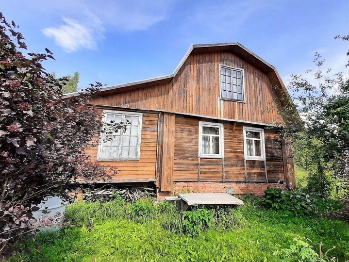 Дом 97,6 м² на участке 15 сот.